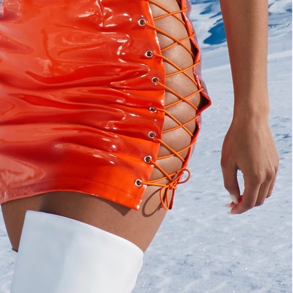 Skirt - Picture 2 of 3